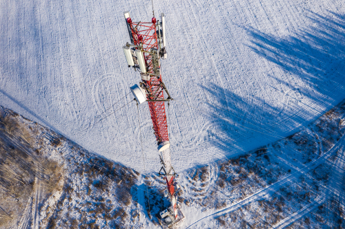  4 Ways to Protect Tower Climbers in Cold Conditions